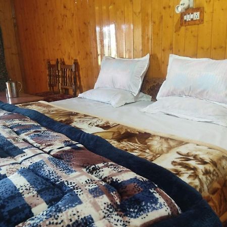 Roseland Cottage , Gulmarg Exterior foto