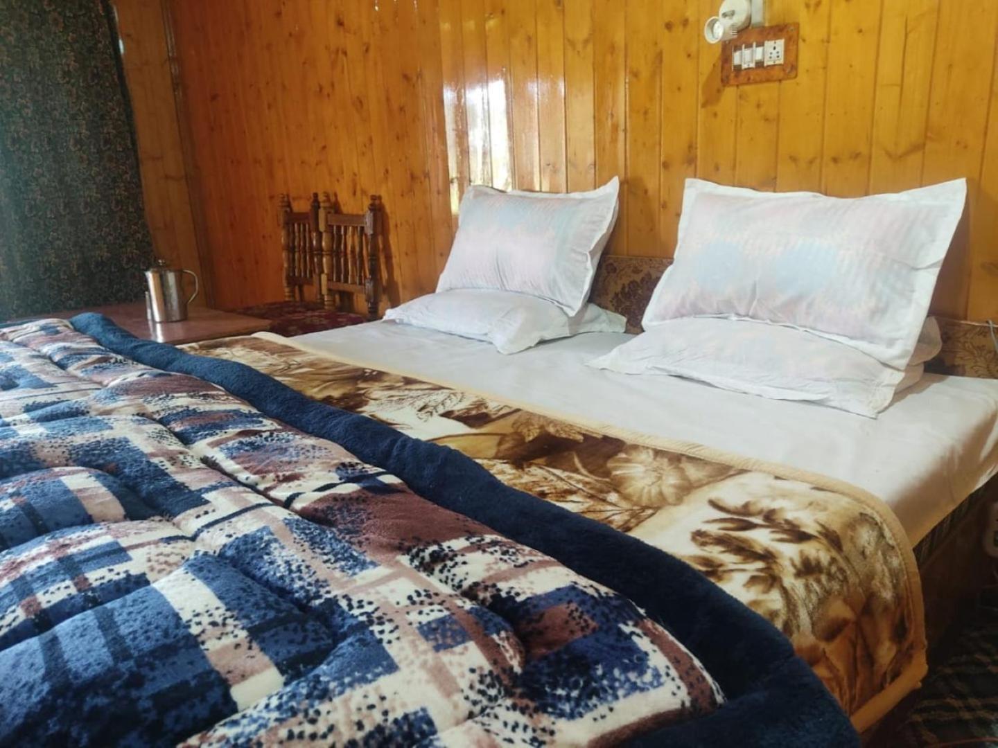 Roseland Cottage , Gulmarg Exterior foto